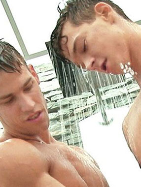 Kris Evans, Johnny Bloom & Arne Coen